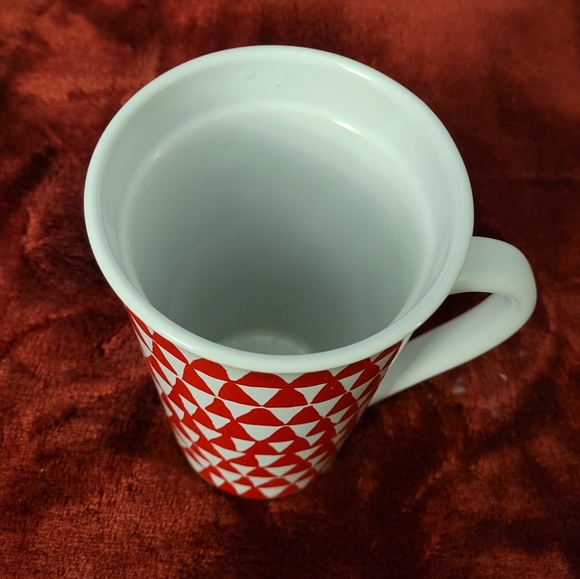 Starbucks Red triangle Mug - Picture 4 of 5